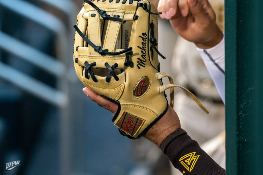 Easton Baseball Gloves