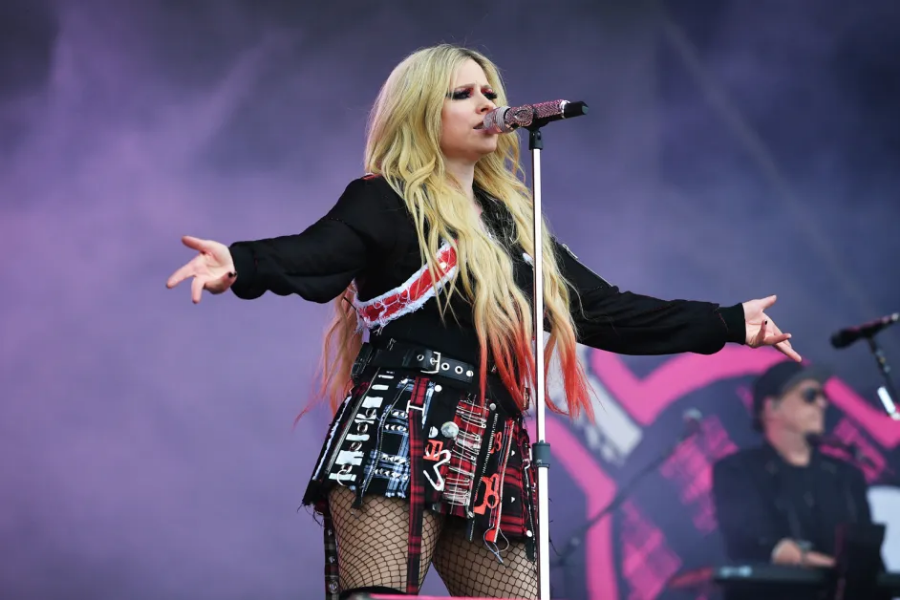 Avril Lavigne Net Worth