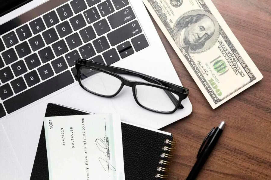 Can I Cash a Check Made Out to My Business